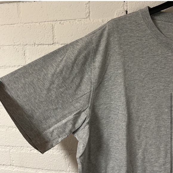 100% Cotton Lands End Grey Short Sleeve Tshirt - Picture 4 of 6